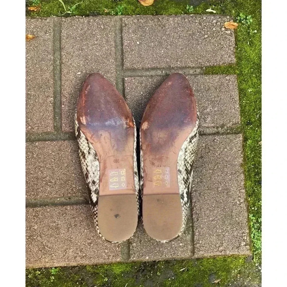 Madewell Frances Loafer in Stamped Snake - Picture 5 of 7